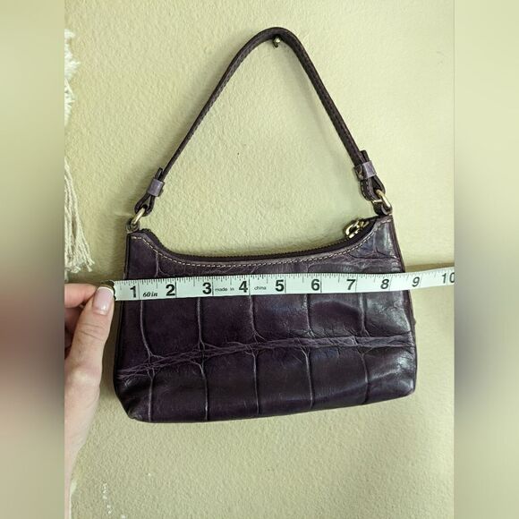 Dooney and Bourke Alligator Print small handbag - Picture 5 of 10